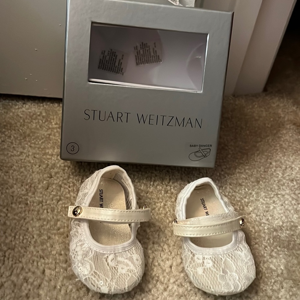 Stuart Weitzman baby infant dancer girl shoes in white